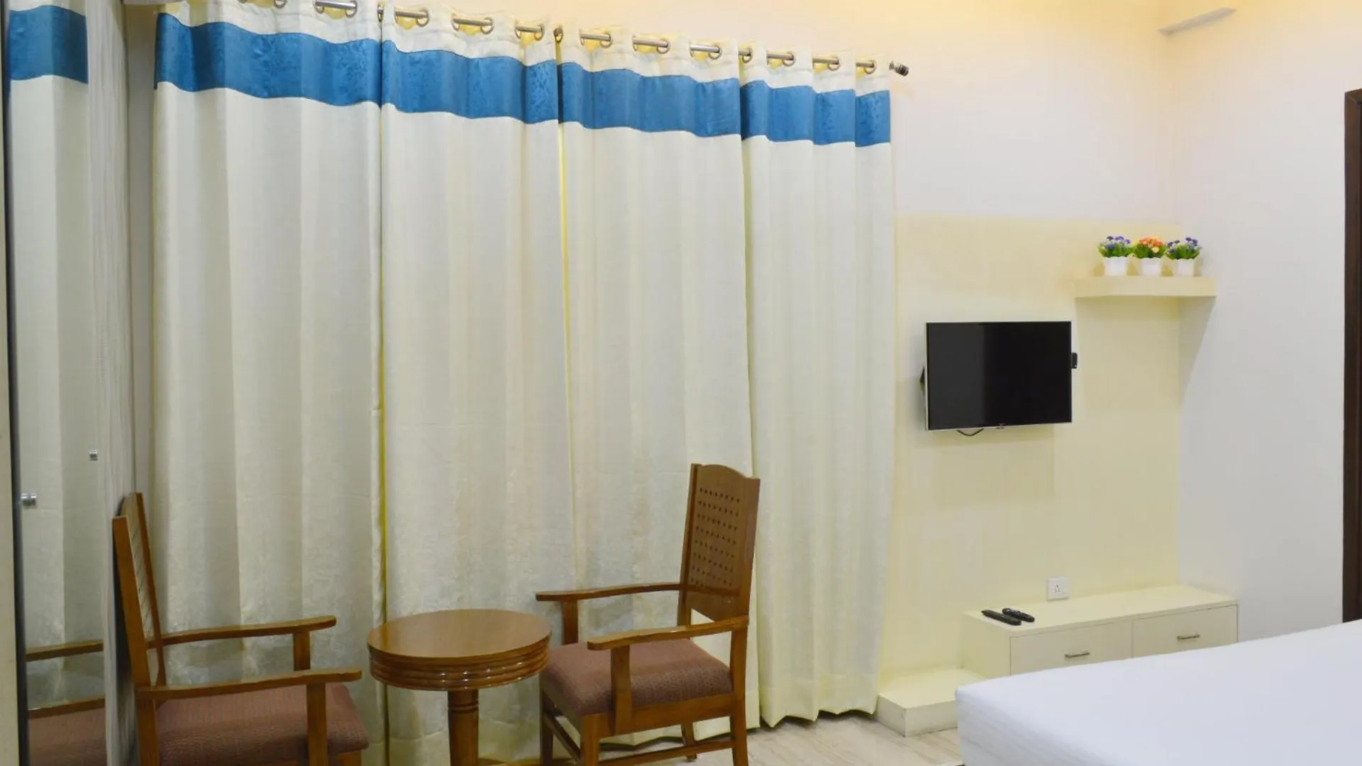 When In Gurgaon - 3 Bhk Medanta Medicity 3 Mins Drive, Fortis 5 Mins Drive 0*,  インド